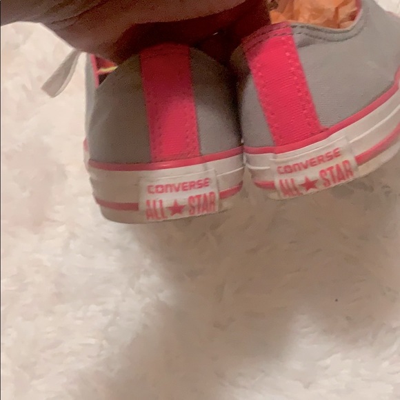 Converse - Picture 3 of 4